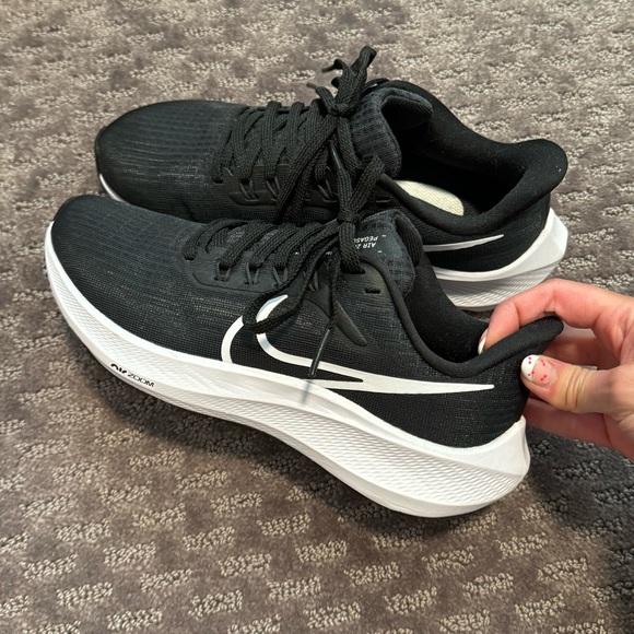 COPY - Nike Pegasus 40 Women 5.5 - Picture 6 of 7